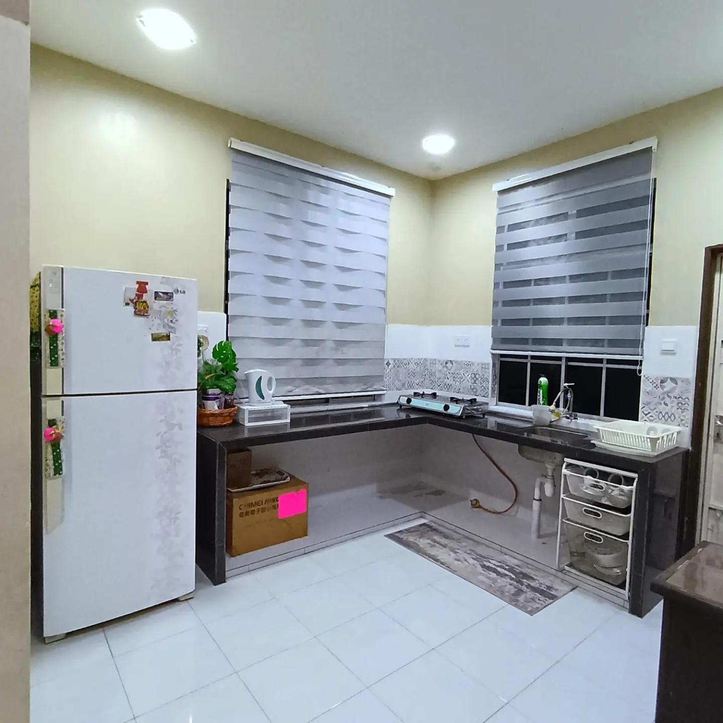 Ebnur Homestay Arau Bagian luar foto