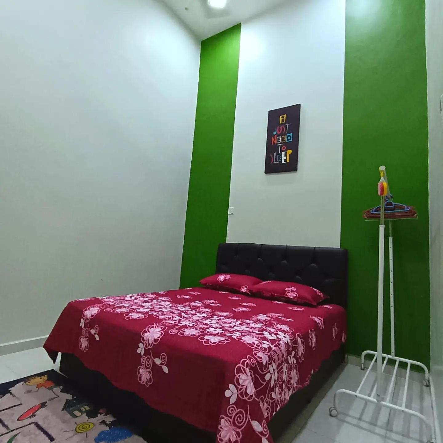 Ebnur Homestay Arau Bagian luar foto