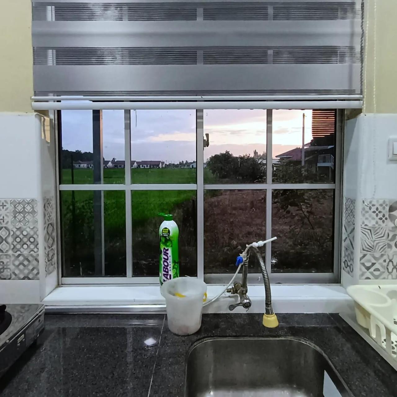 Ebnur Homestay Arau Bagian luar foto